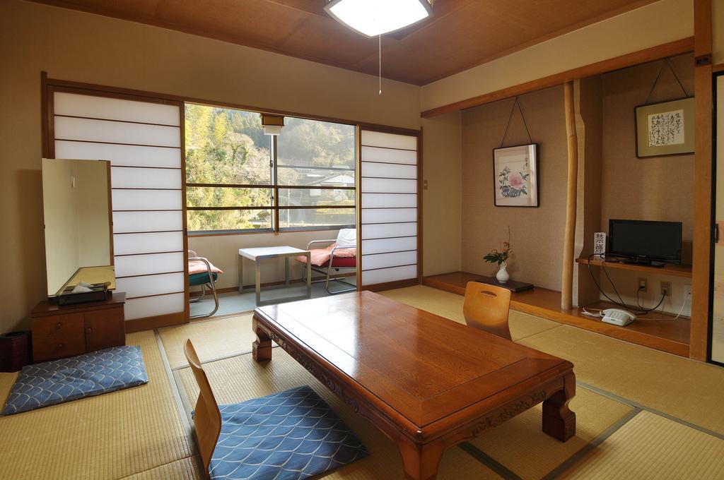 מלון סאגה Furuyu Onsen Oogiya מראה חיצוני תמונה